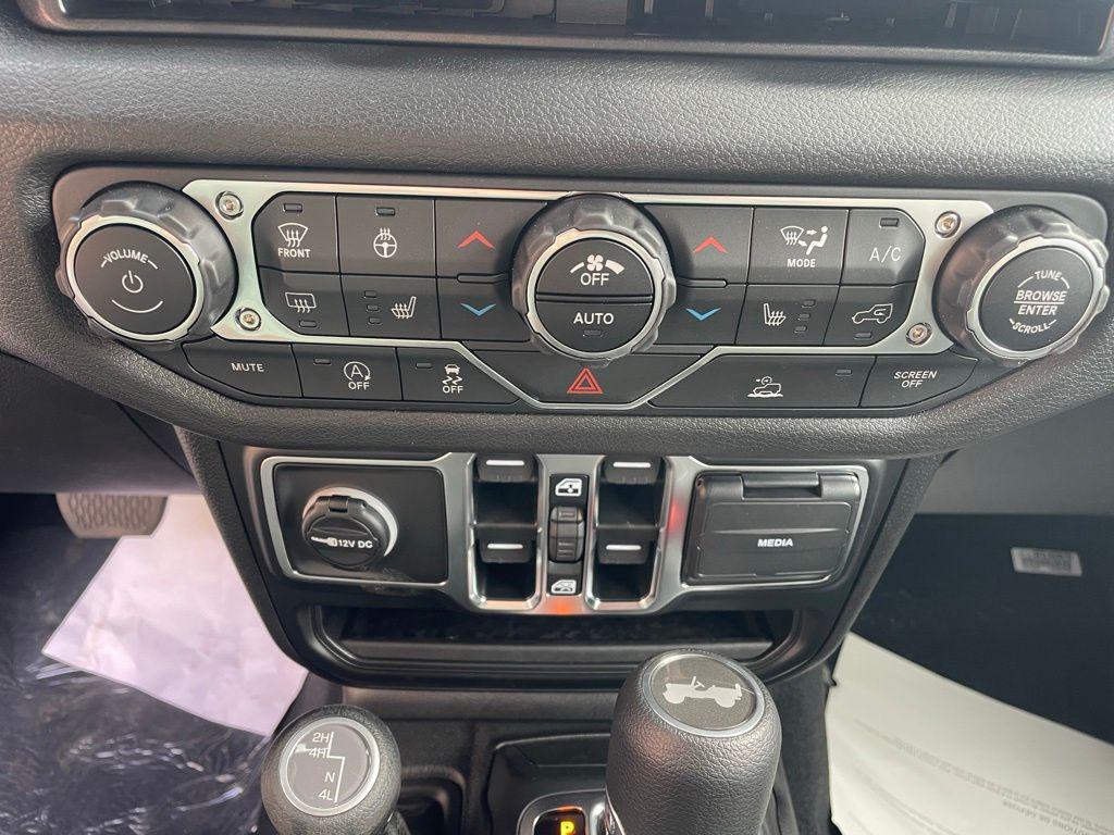 new 2026 Jeep Wrangler car, priced at $53,015