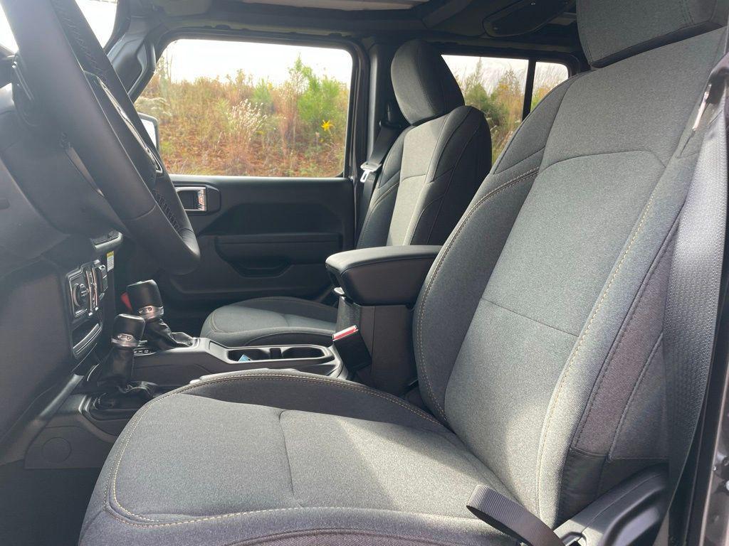 new 2026 Jeep Wrangler car, priced at $53,015