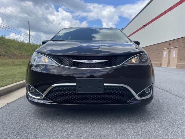 used 2018 Chrysler Pacifica car