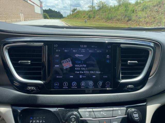 used 2018 Chrysler Pacifica car