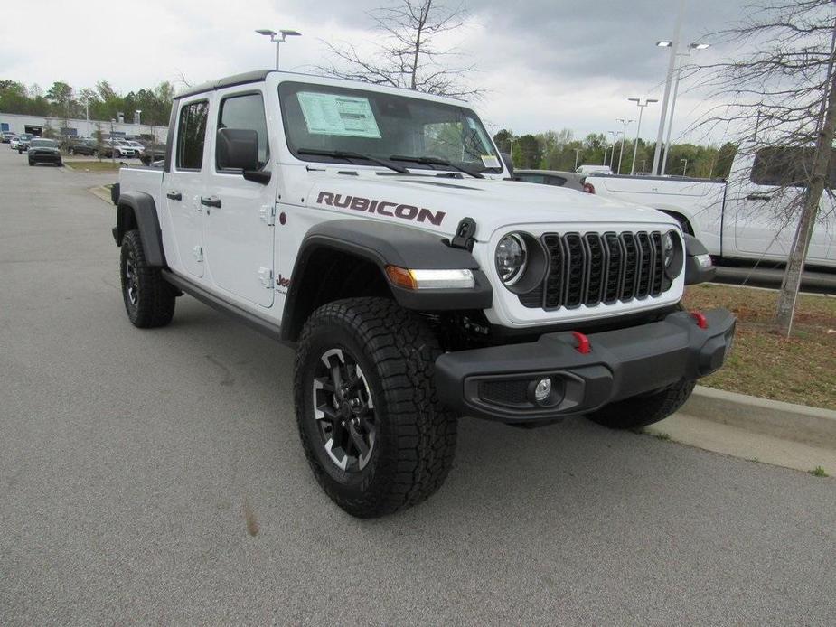 new 2024 Jeep Gladiator car, priced at $59,339