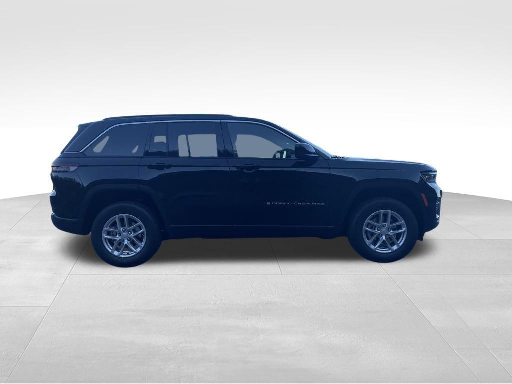 new 2025 Jeep Grand Cherokee car, priced at $33,774
