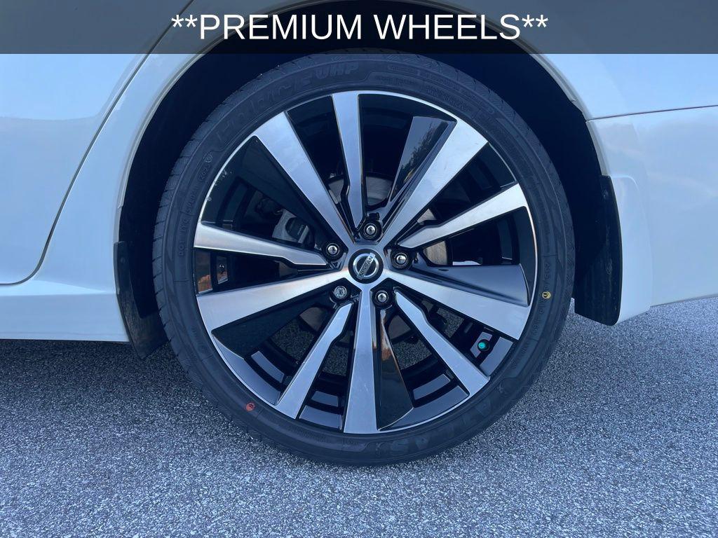 used 2020 Nissan Altima car, priced at $18,499