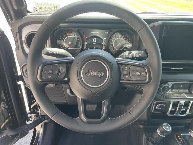 new 2025 Jeep Wrangler car, priced at $42,178
