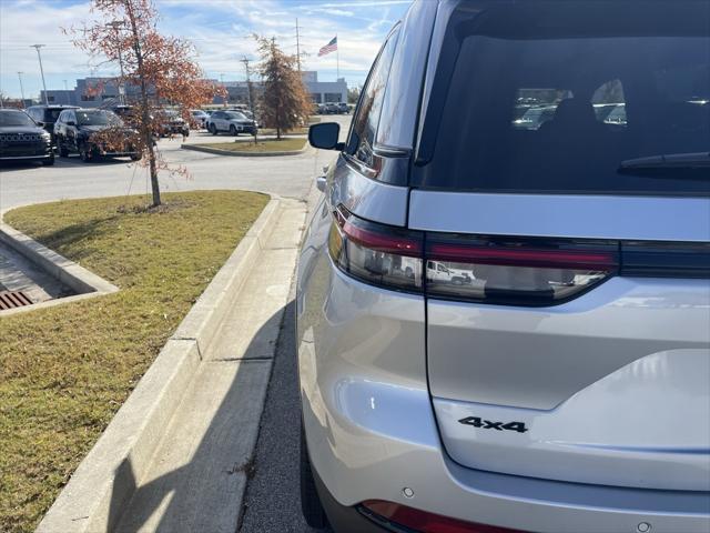 new 2025 Jeep Grand Cherokee car, priced at $51,882