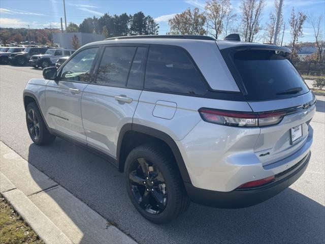 new 2025 Jeep Grand Cherokee car, priced at $51,882