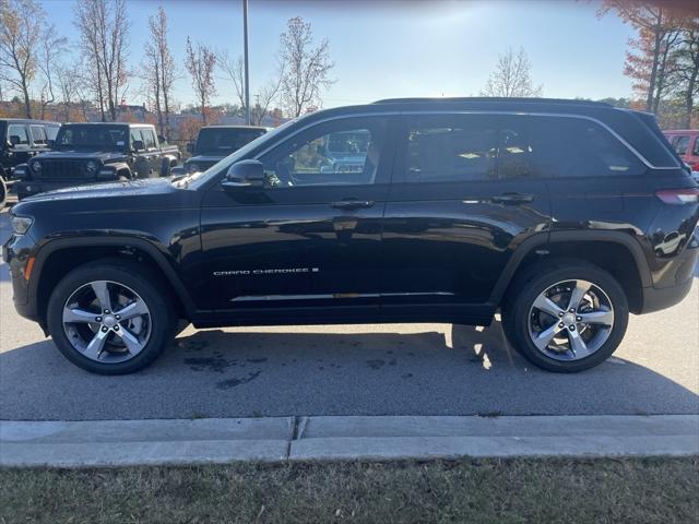 new 2025 Jeep Grand Cherokee car, priced at $50,896