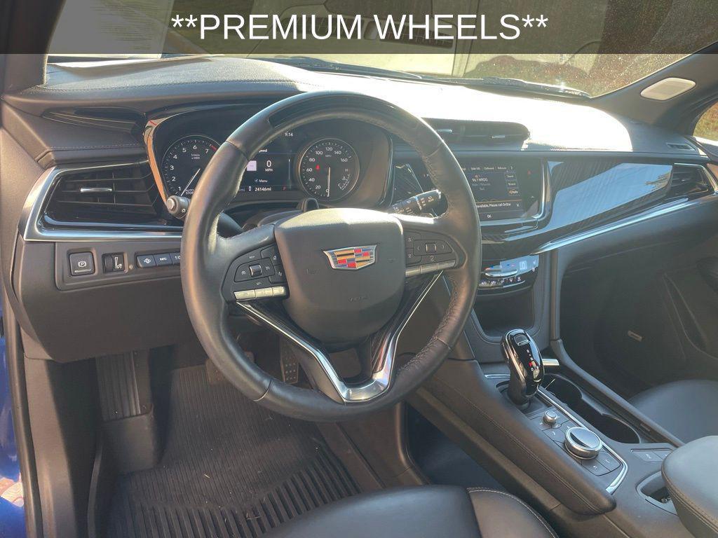 used 2024 Cadillac XT6 car, priced at $44,432