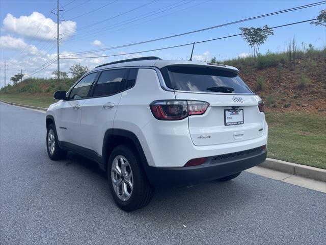 new 2025 Jeep Compass car, priced at $25,999