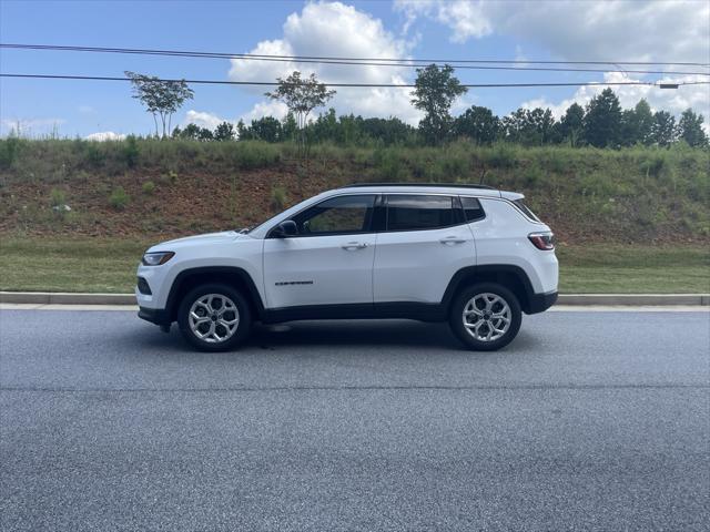 new 2025 Jeep Compass car, priced at $25,999