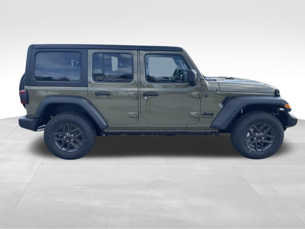 new 2025 Jeep Wrangler car, priced at $47,340