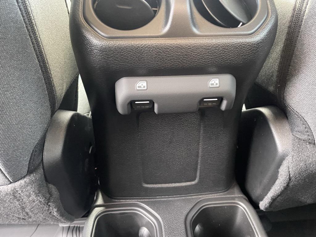 new 2025 Jeep Wrangler car, priced at $47,340