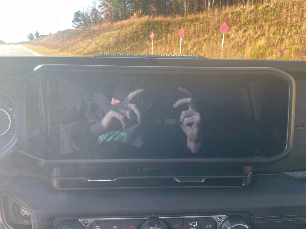 new 2026 Jeep Gladiator car, priced at $58,924