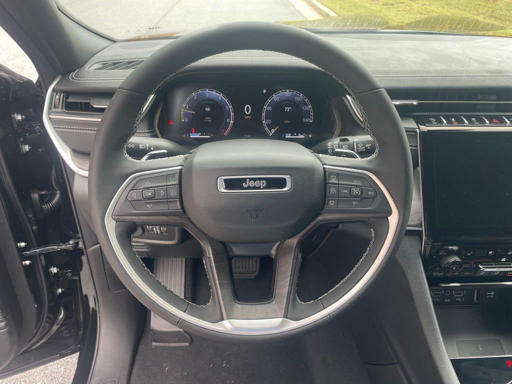 new 2025 Jeep Grand Cherokee L car, priced at $47,302