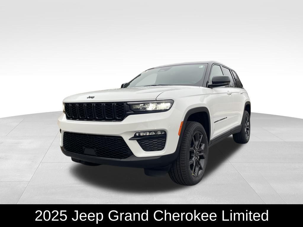 new 2025 Jeep Grand Cherokee car, priced at $44,508