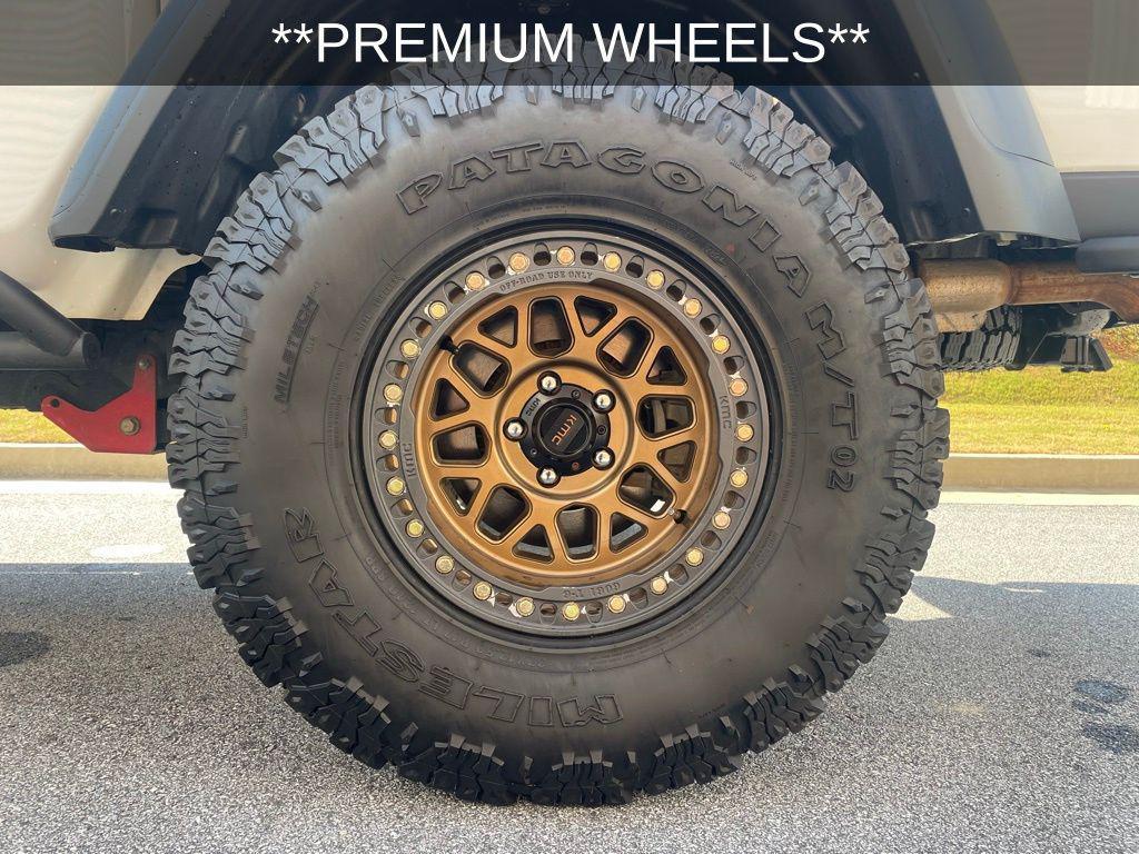 used 2023 Jeep Gladiator car, priced at $36,495