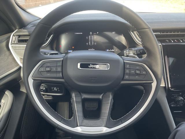 new 2025 Jeep Grand Cherokee car, priced at $45,958