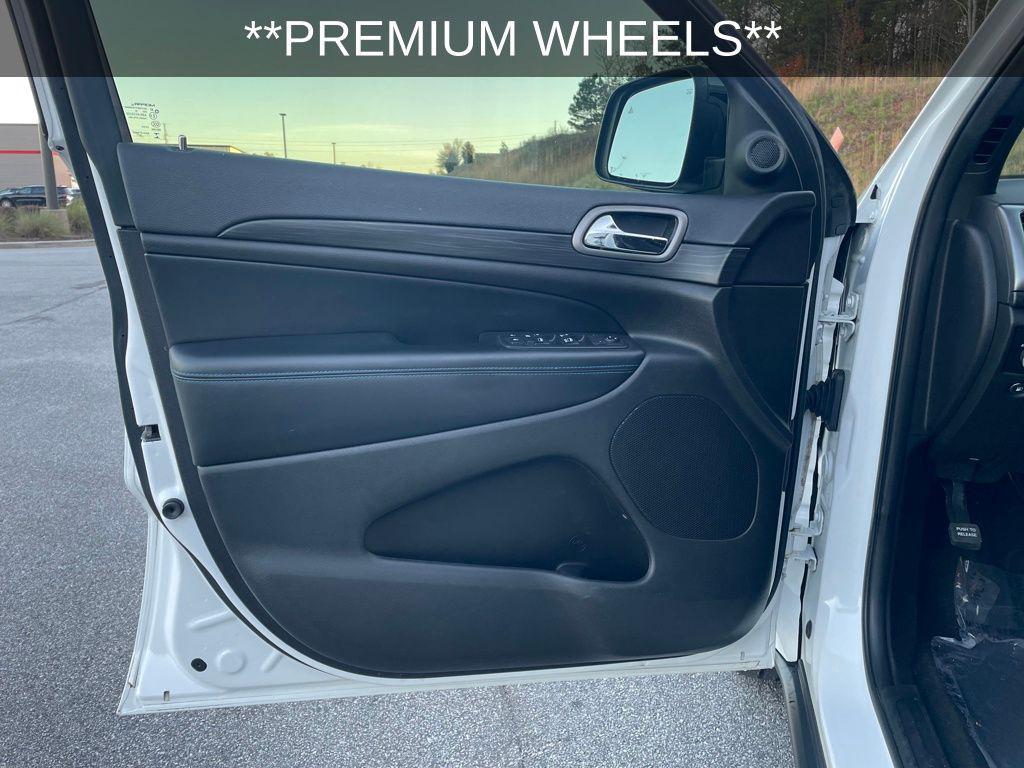 used 2019 Jeep Grand Cherokee car, priced at $16,557