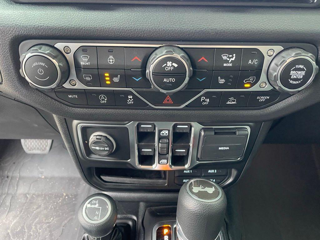 new 2025 Jeep Wrangler car, priced at $50,970