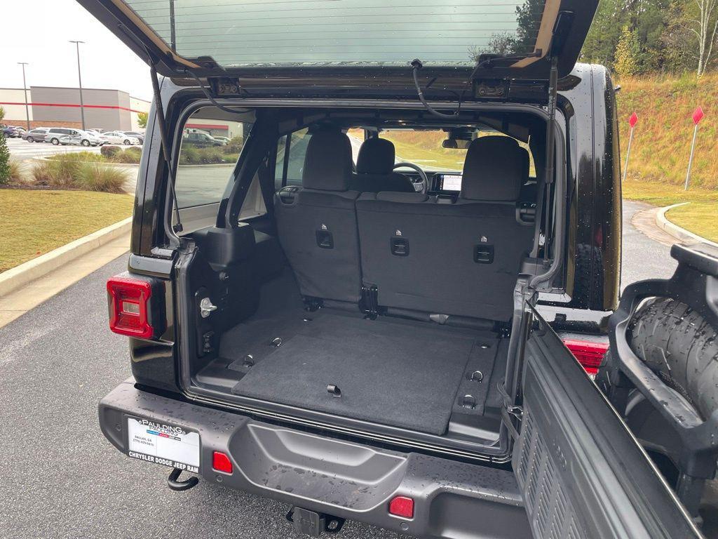 new 2025 Jeep Wrangler car, priced at $50,970