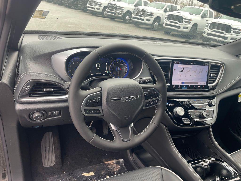 new 2026 Chrysler Pacifica car, priced at $46,797