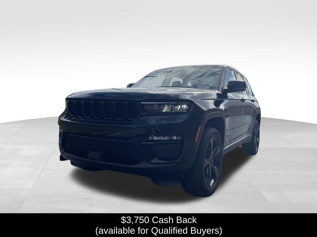 new 2025 Jeep Grand Cherokee car, priced at $45,657