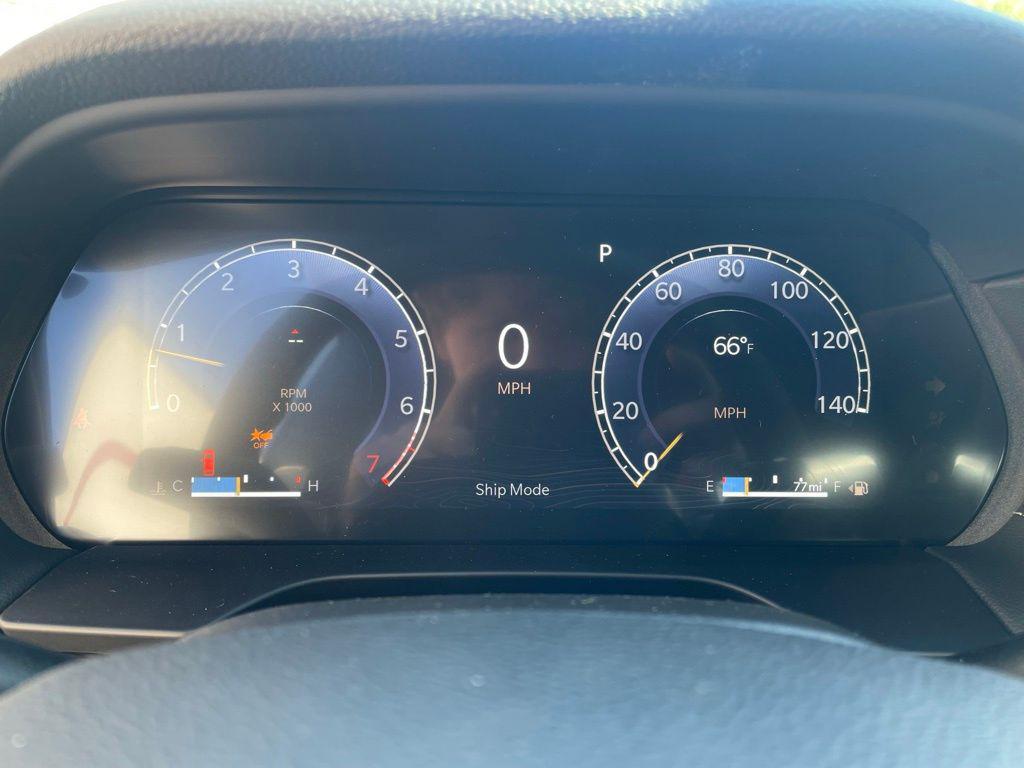 new 2025 Jeep Grand Cherokee L car, priced at $39,212