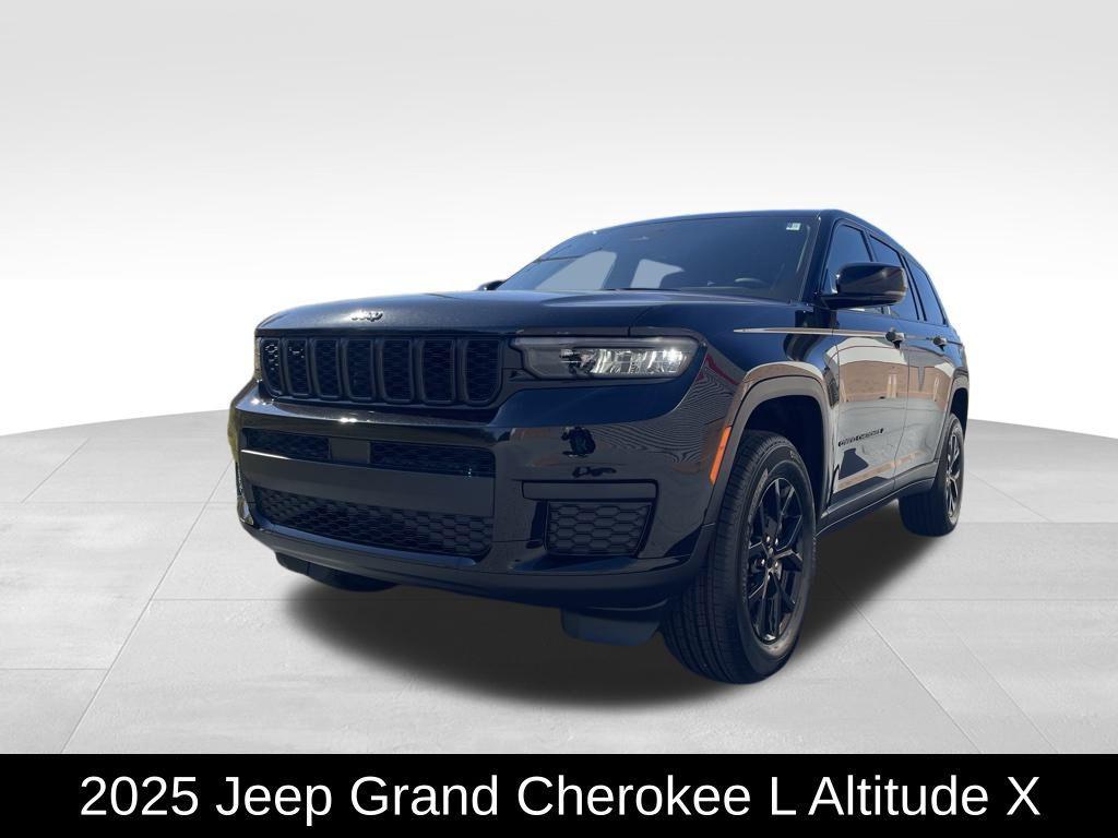 new 2025 Jeep Grand Cherokee L car, priced at $39,212
