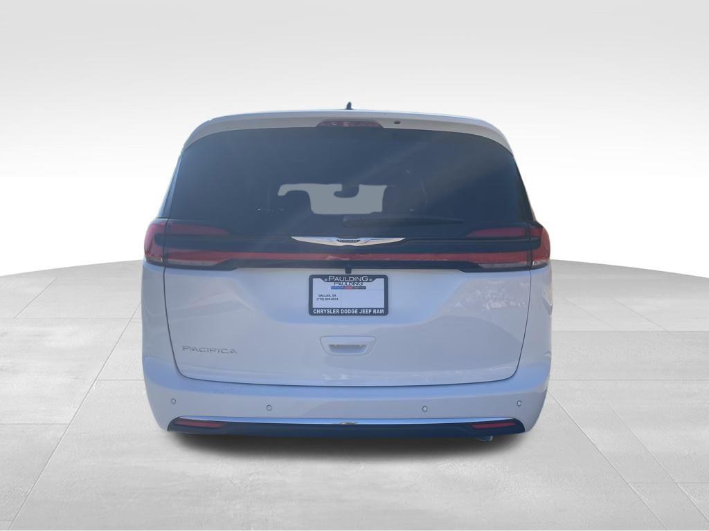 new 2026 Chrysler Pacifica car, priced at $38,712