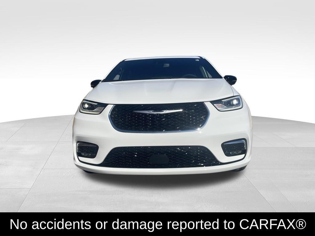 new 2026 Chrysler Pacifica car, priced at $38,712