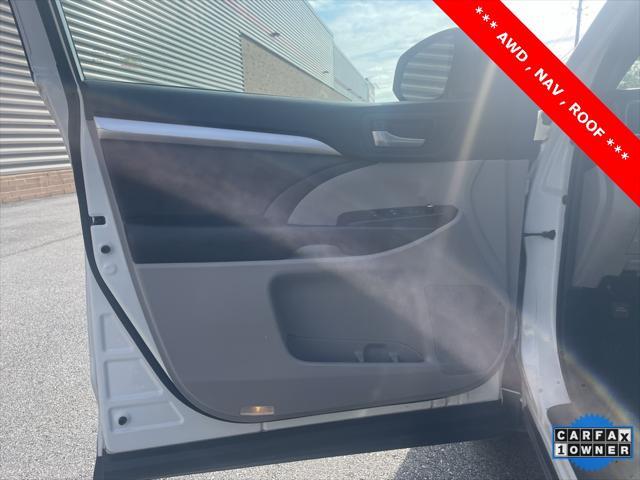 used 2019 Toyota Highlander car, priced at $26,000
