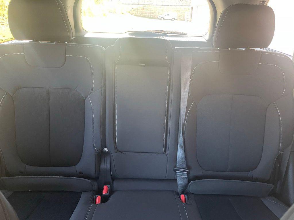 new 2025 Jeep Grand Cherokee car, priced at $31,274