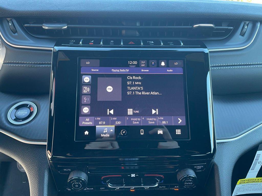 new 2025 Jeep Grand Cherokee car, priced at $35,174