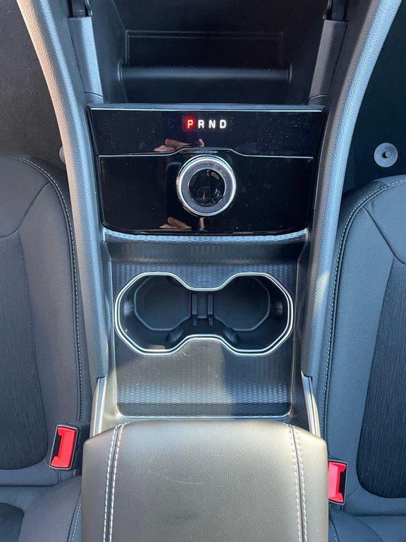 new 2025 Jeep Grand Cherokee car, priced at $35,174