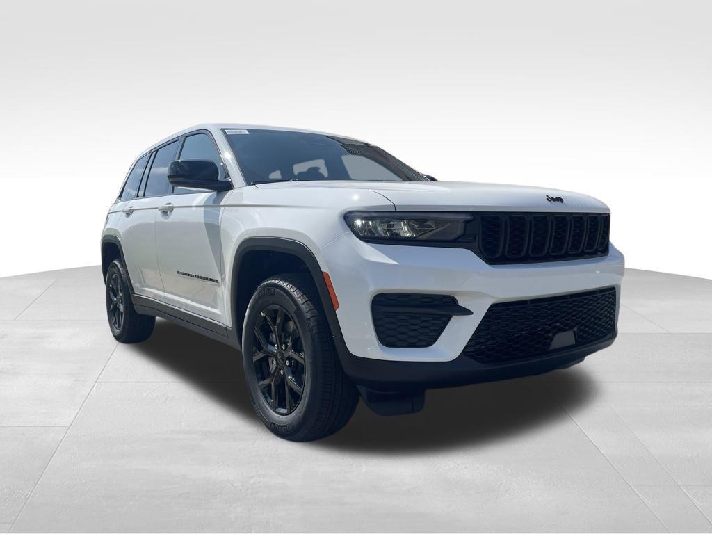 new 2025 Jeep Grand Cherokee car, priced at $37,009