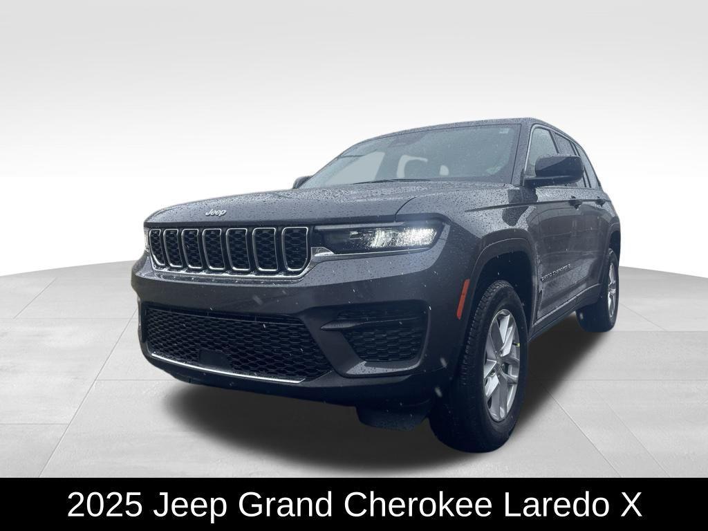 new 2025 Jeep Grand Cherokee car, priced at $34,836