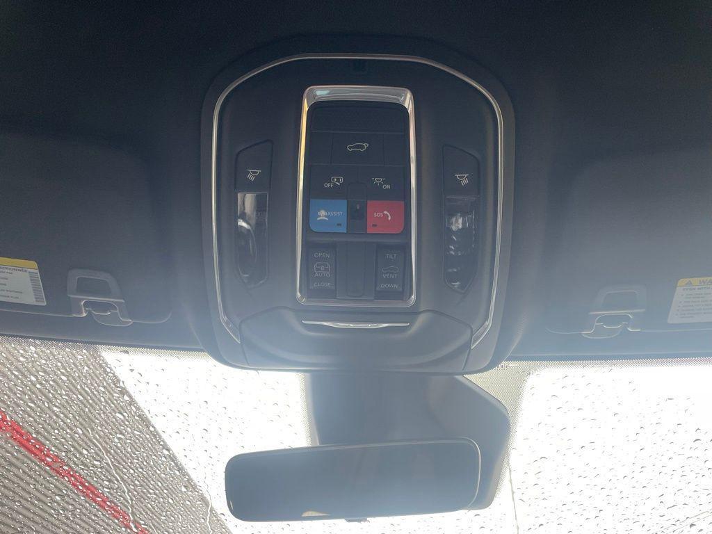 new 2025 Jeep Grand Cherokee car, priced at $34,836