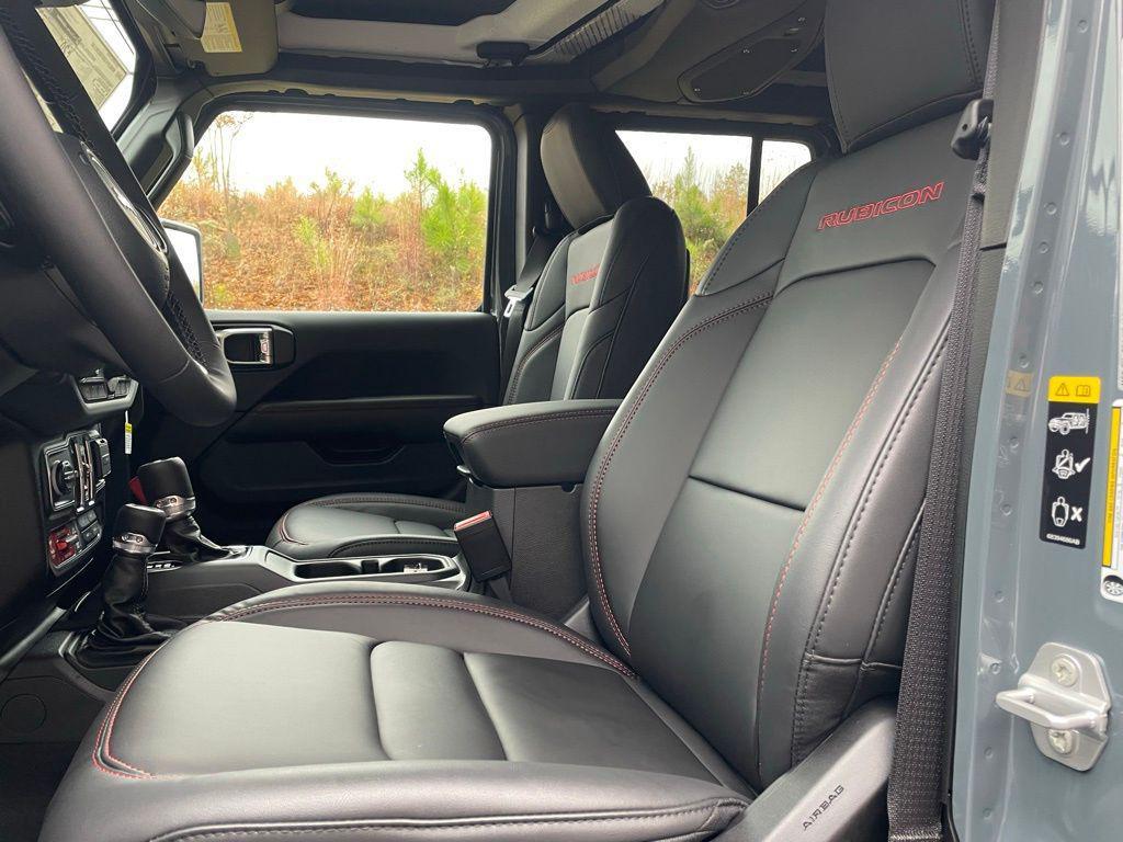 new 2026 Jeep Wrangler car, priced at $61,274