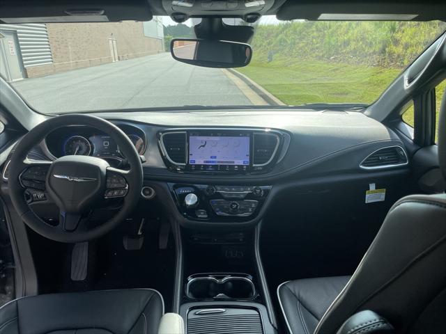 new 2025 Chrysler Pacifica car, priced at $49,571