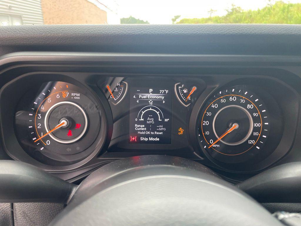 new 2025 Jeep Gladiator car, priced at $41,605