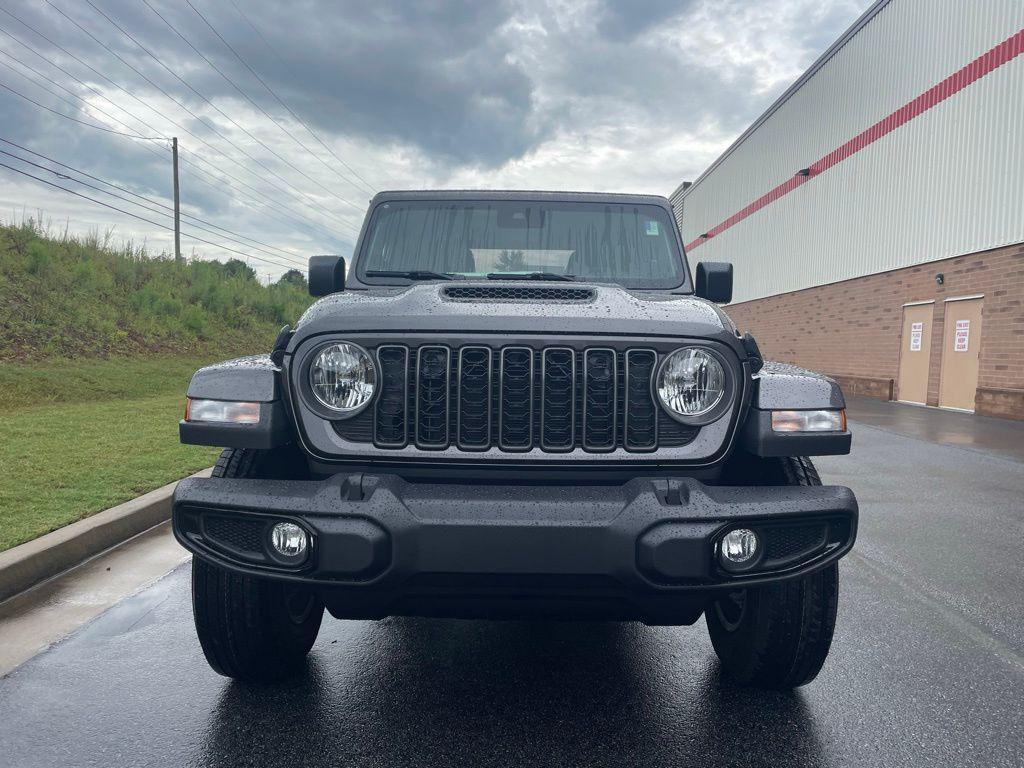 new 2025 Jeep Gladiator car, priced at $41,605