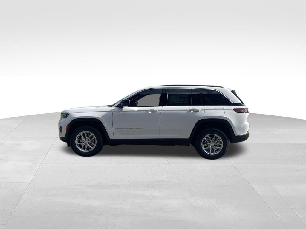 new 2025 Jeep Grand Cherokee car, priced at $35,256