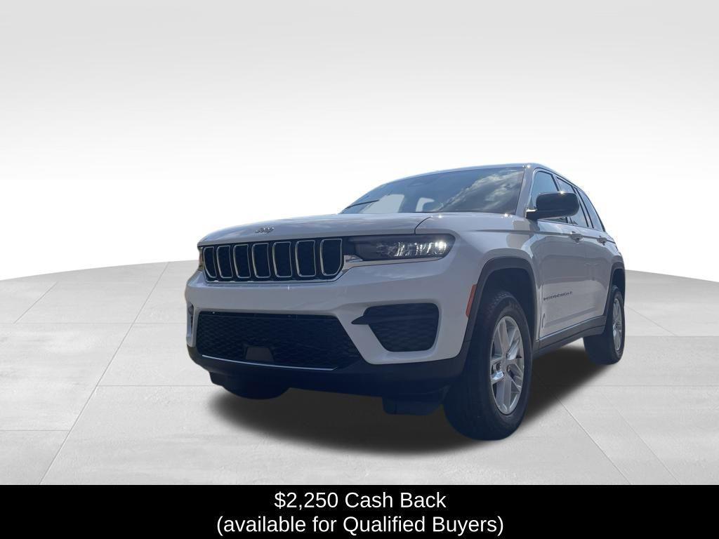 new 2025 Jeep Grand Cherokee car, priced at $35,256