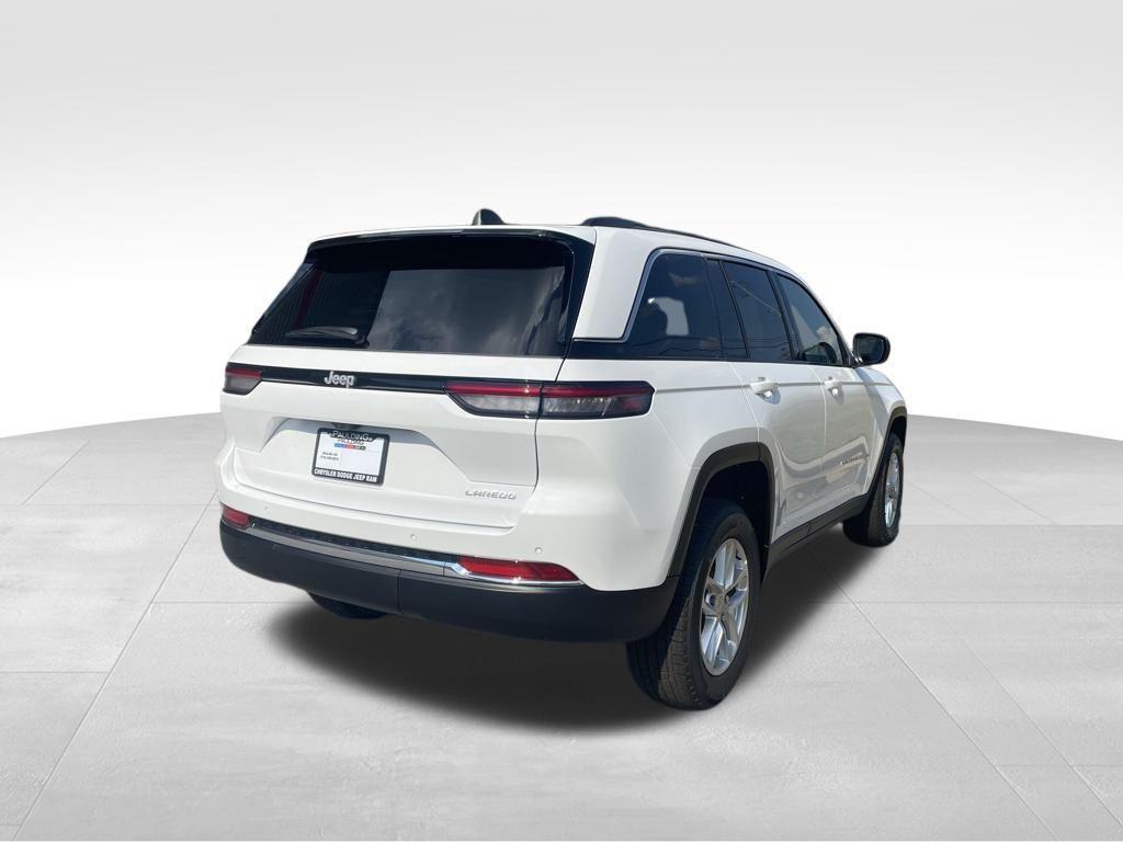 new 2025 Jeep Grand Cherokee car, priced at $35,256