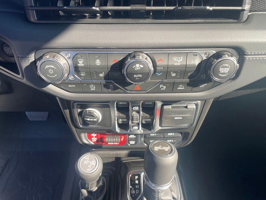 new 2026 Jeep Wrangler car, priced at $61,802