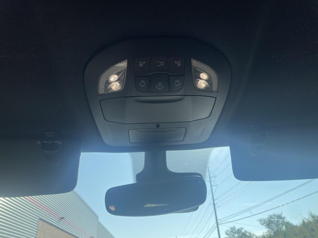 new 2025 Chrysler Pacifica car, priced at $35,512