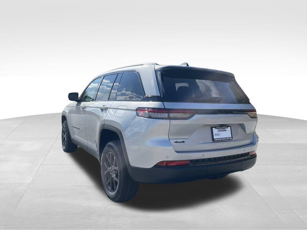 new 2025 Jeep Grand Cherokee car, priced at $39,462