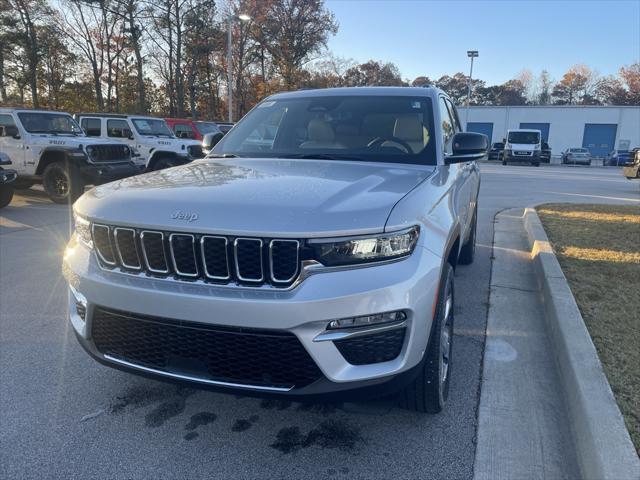 new 2025 Jeep Grand Cherokee car, priced at $50,896