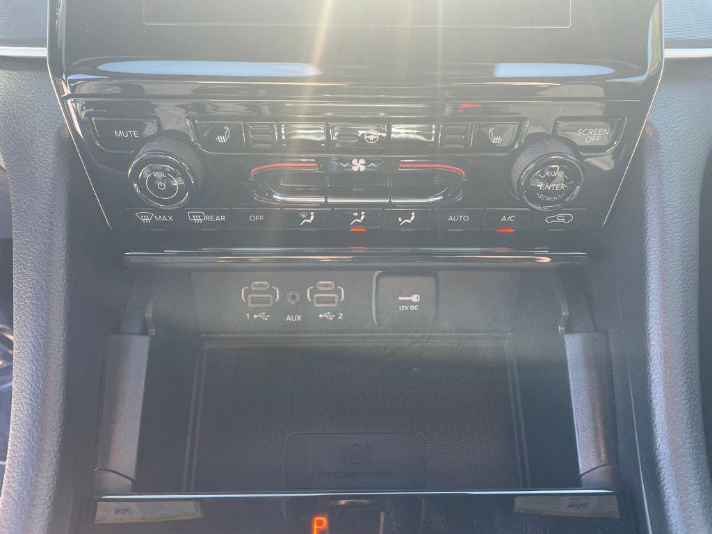 new 2025 Jeep Grand Cherokee car, priced at $35,165