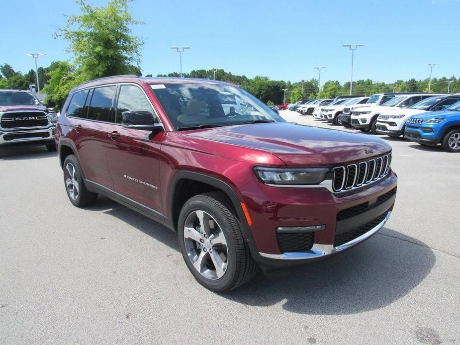 new 2024 Jeep Grand Cherokee L car, priced at $50,753